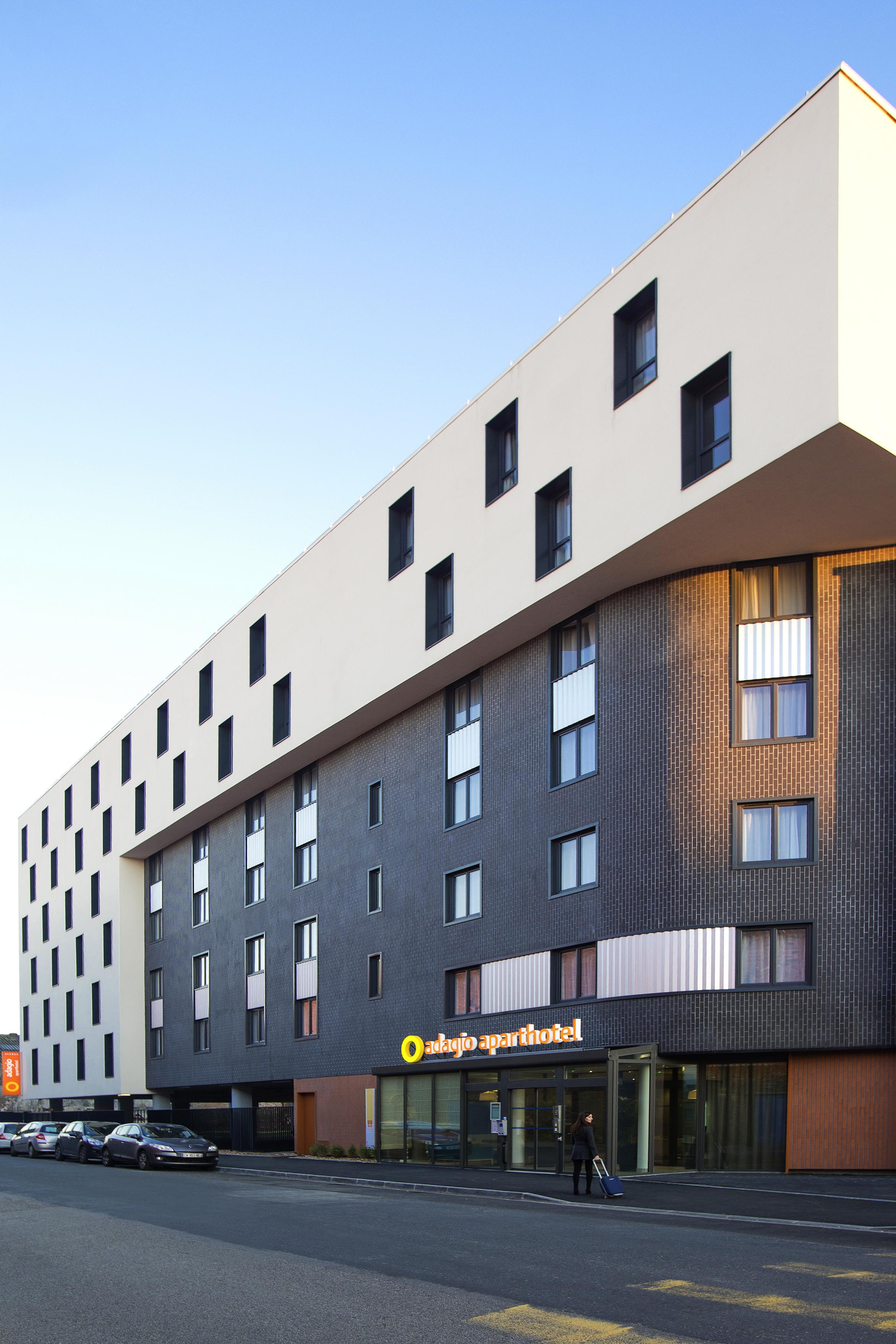 Aparthotel Adagio Access Le Havre Les Docks Exterior foto