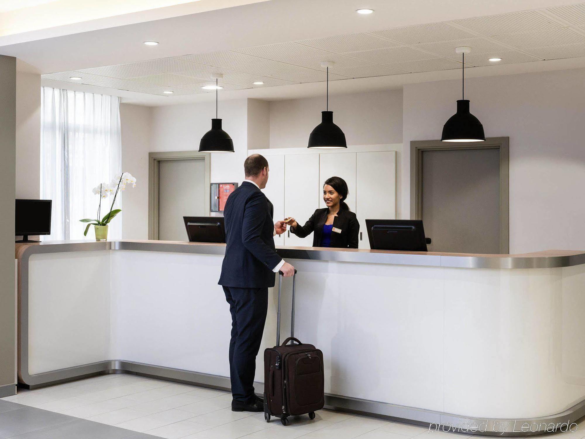 Aparthotel Adagio Access Le Havre Les Docks Exterior foto